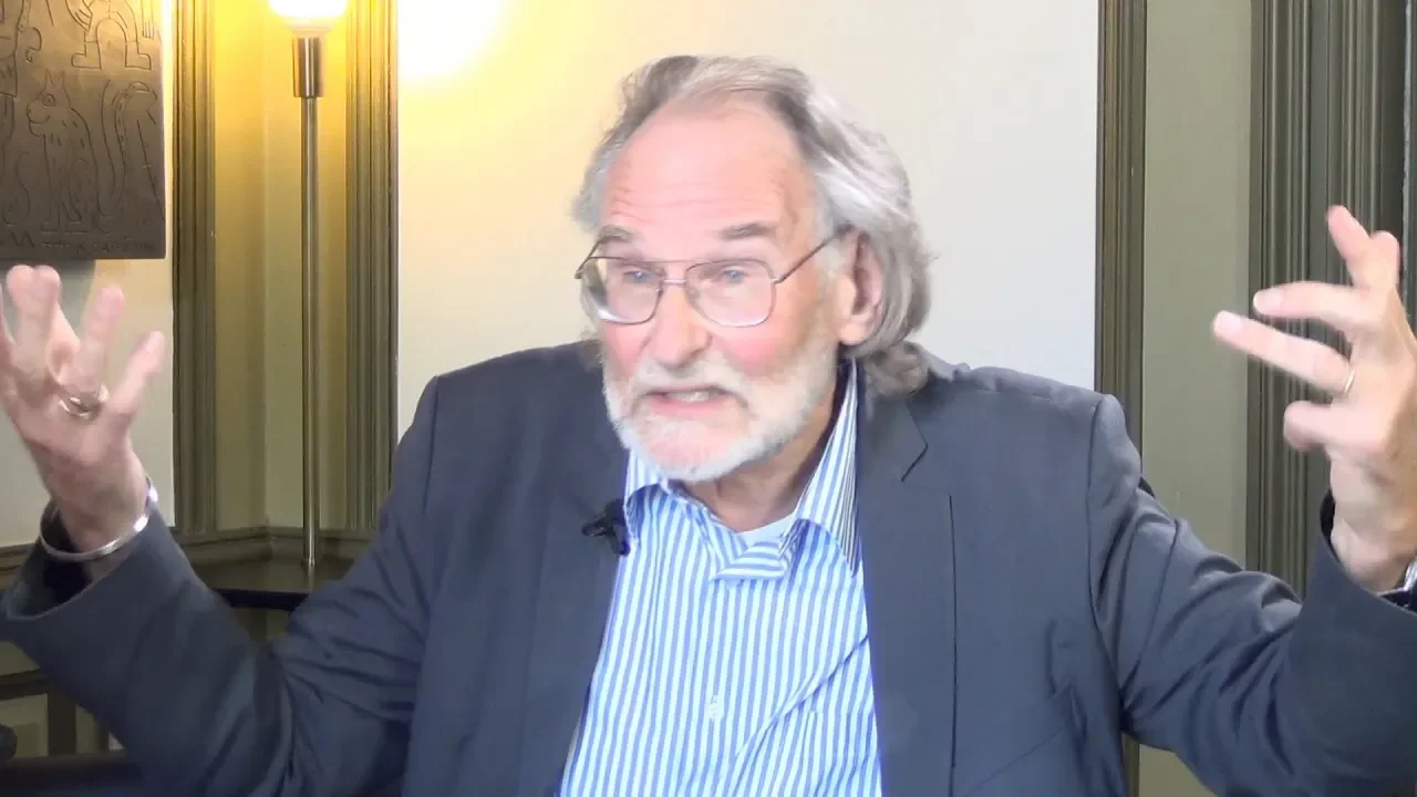 Rein Nobel: Traditioneel lesgeven ten onrechte verworpen door hippe onderwijskundigen