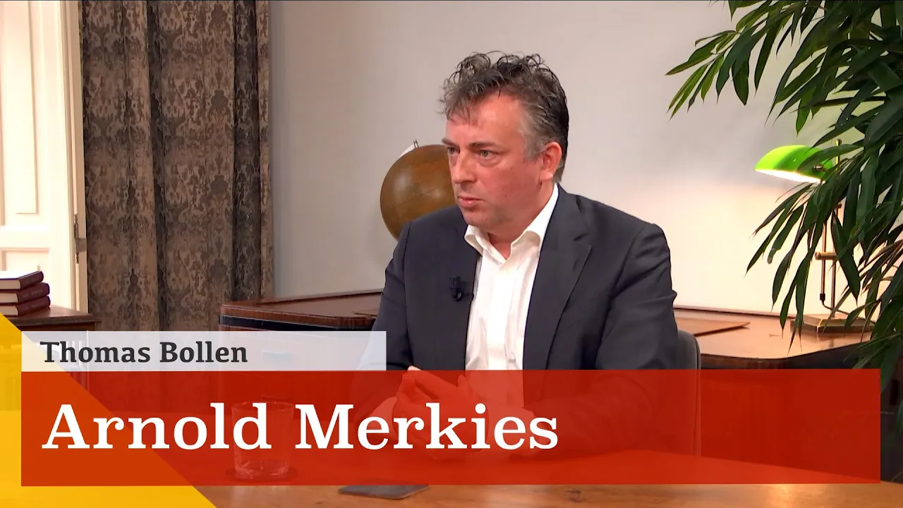 'Belastingontwijking multinationals verhoogt belastingdruk voor de burger.' Met Arnold Merkies