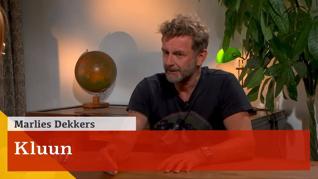 Kluun over zijn nieuwe boek Familieopstelling: Tilburg, familie en eigentijdse seksscenes