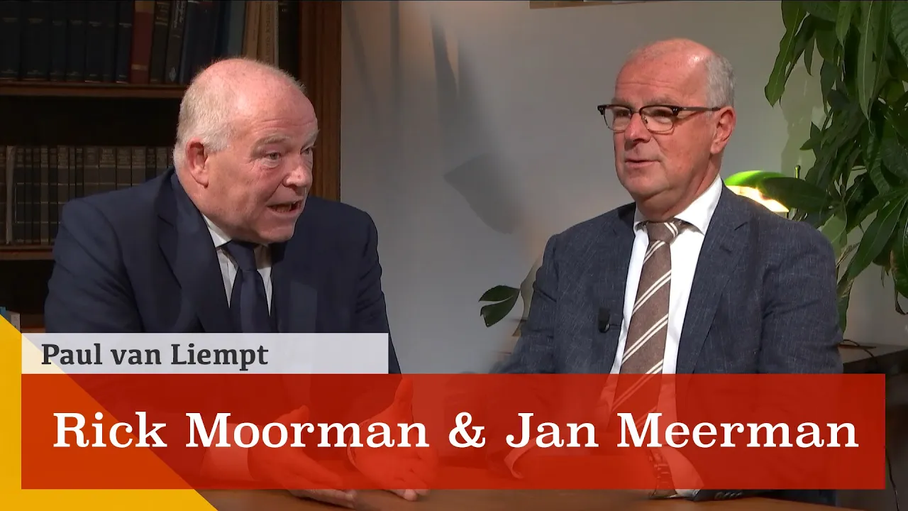 Overheid knuffelt familiebedrijven dood, maar laat ze nu stikken. Met Moorman en Meerman