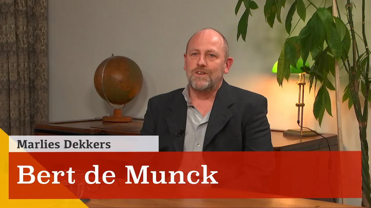 'De vraag is niet of we solidair willen zijn, de vraag is waartoe.' Gesprek met Bert de Munck