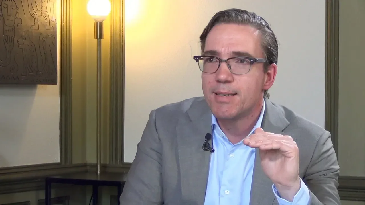 Armin Cuijvers: Brexit is high drama en May heeft gefaald - hoe moeten EU en het VK nu verder?