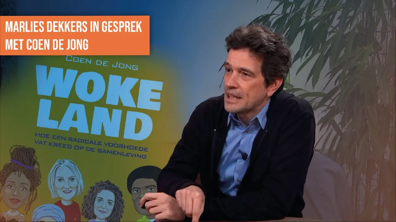 In 'Wokeland' draait alles om slachtofferschap | Gesprek met Coen de Jong