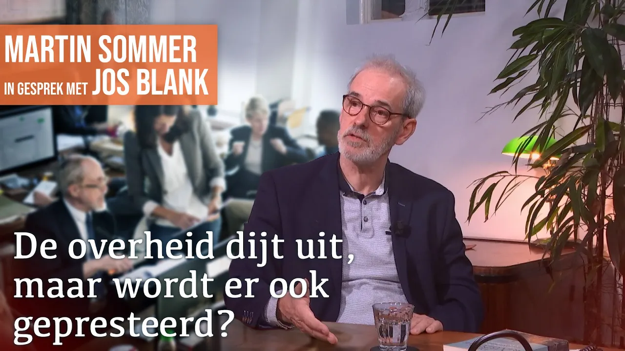 Over goedbetaalde ambtenaren en beleidsobesitas | Gesprek met Jos Blank