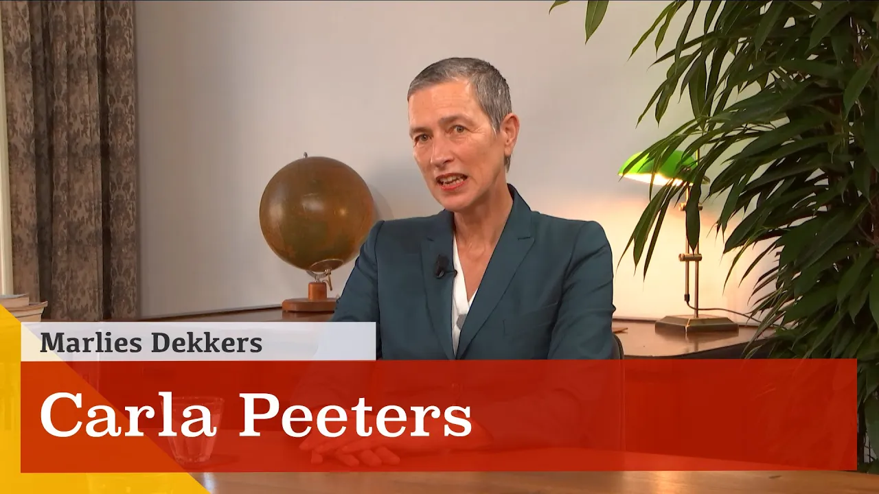 'One-size-fits-all benadering van massavaccinatie is een doodlopende weg!' Met Carla Peeters